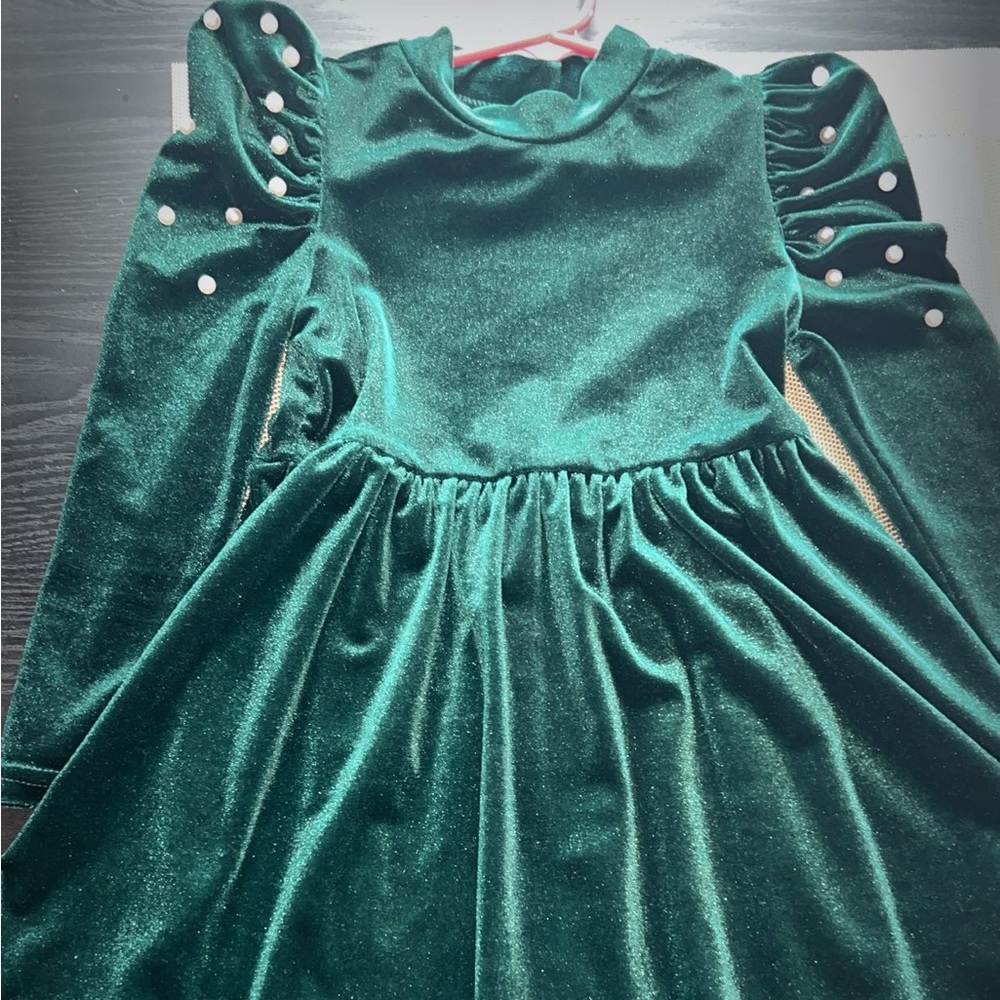 Elegant Green Velvet Kids Dress